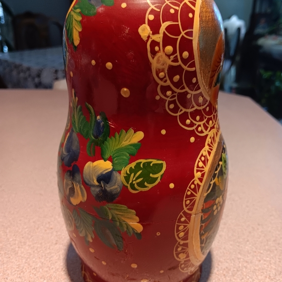 handpainted by Inuit Set Of  7 Matryoshkas detailed  burgundy front, blue back - Picture 8 of 11